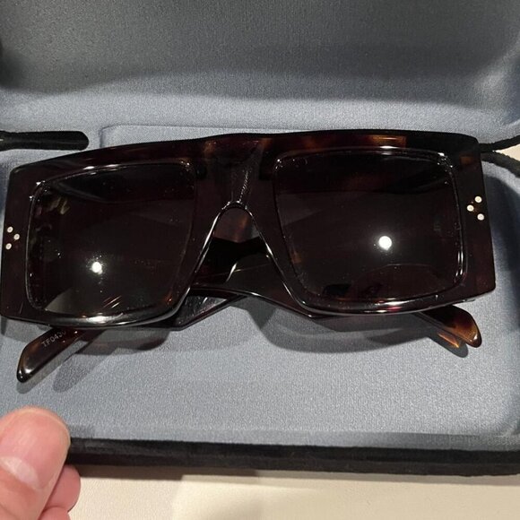 CELINE FLAT TOP CL40105I SUNGLASSES - Picture 2 of 11